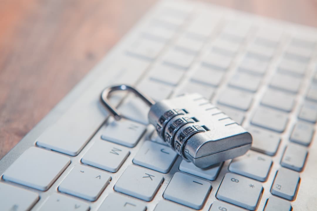 Laptop displaying a security padlock icon
