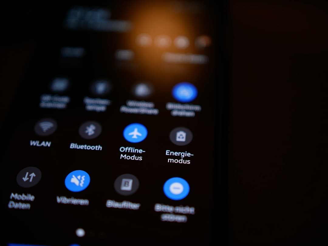 Framer dark mode toggle